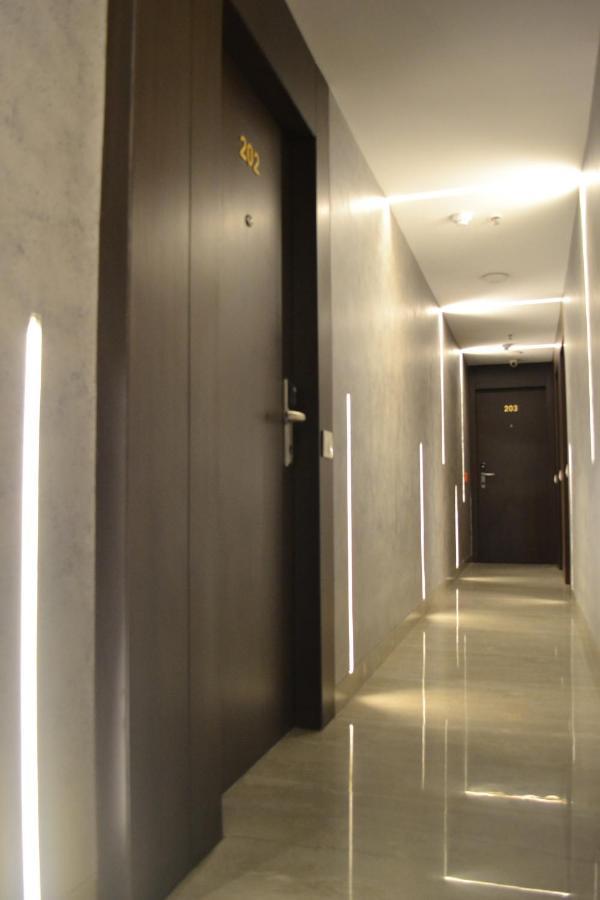 Southern Plaza Calcutta Exterior foto